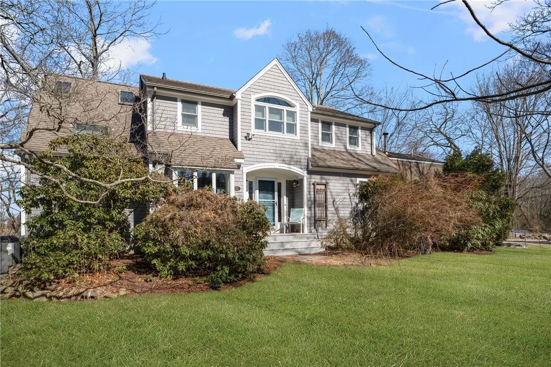 111 Beach St, North Kingstown