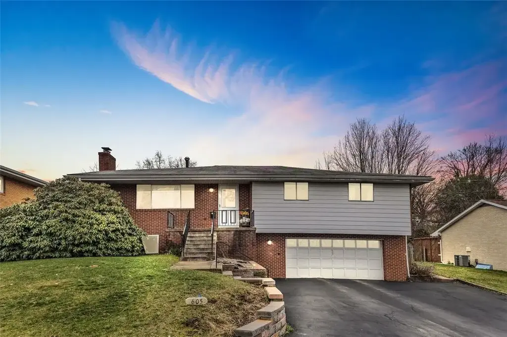 605 Short Street , Hempfield