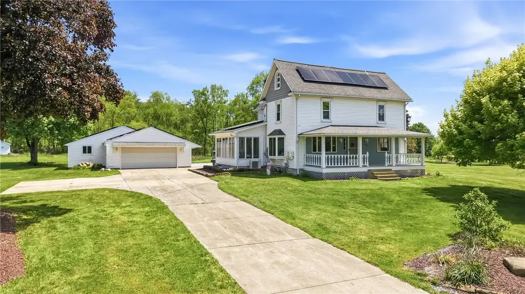 6238 Huron Road , South Pymatuning