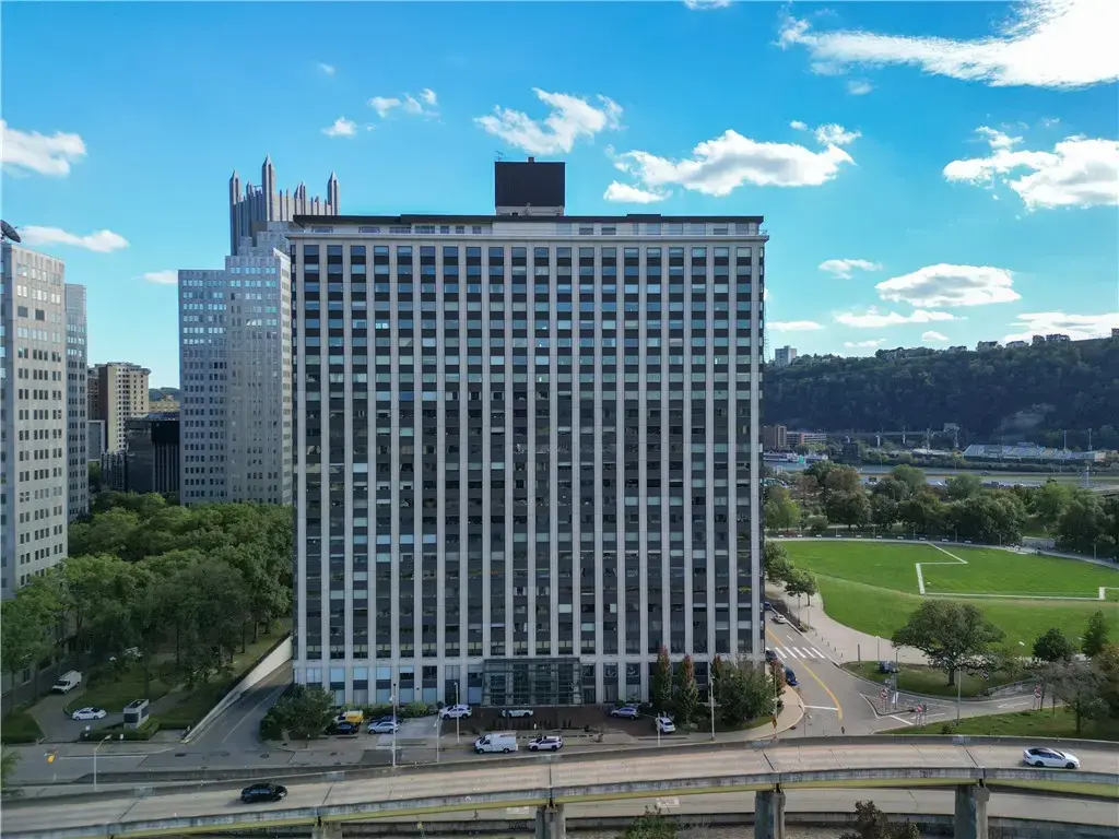 320 Fort Duquesne Boulevard 12jk, Downtown Pgh