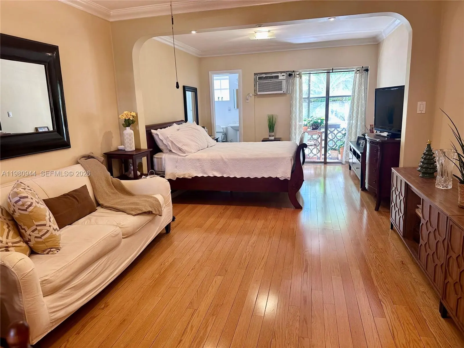 Photo of Listing #A11980944