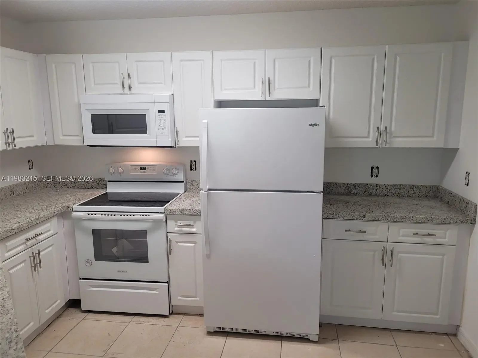 Photo of Listing #A11983215