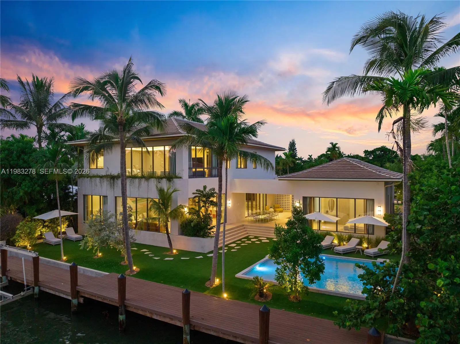 Photo of Listing #A11983278