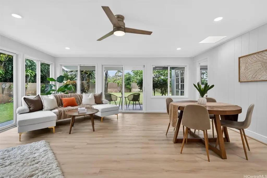 214 Kakahiaka Street, Kailua