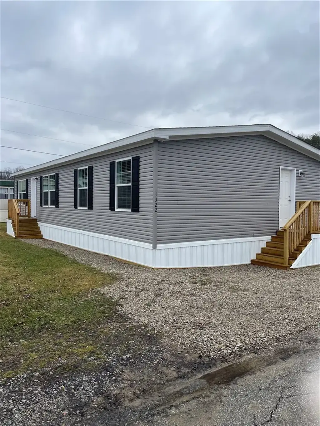1352 Hilltop Drive, Robinson