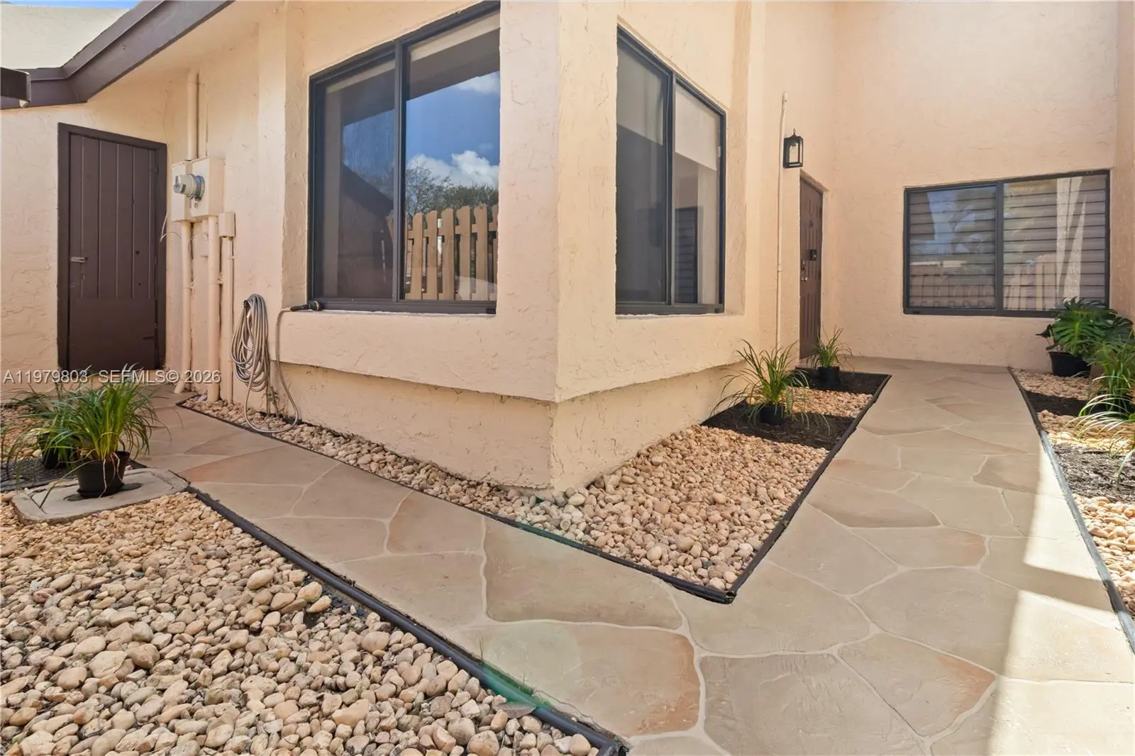 Photo of Listing #A11979803