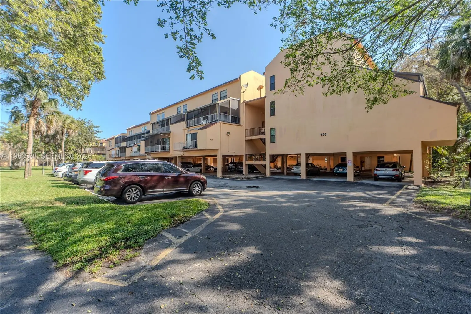 Photo of Listing #A11983578