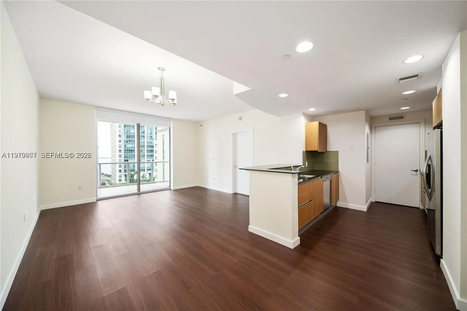 Photo of Listing #A11970907