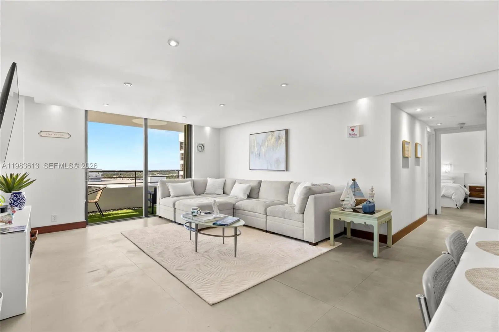 Photo of Listing #A11983613