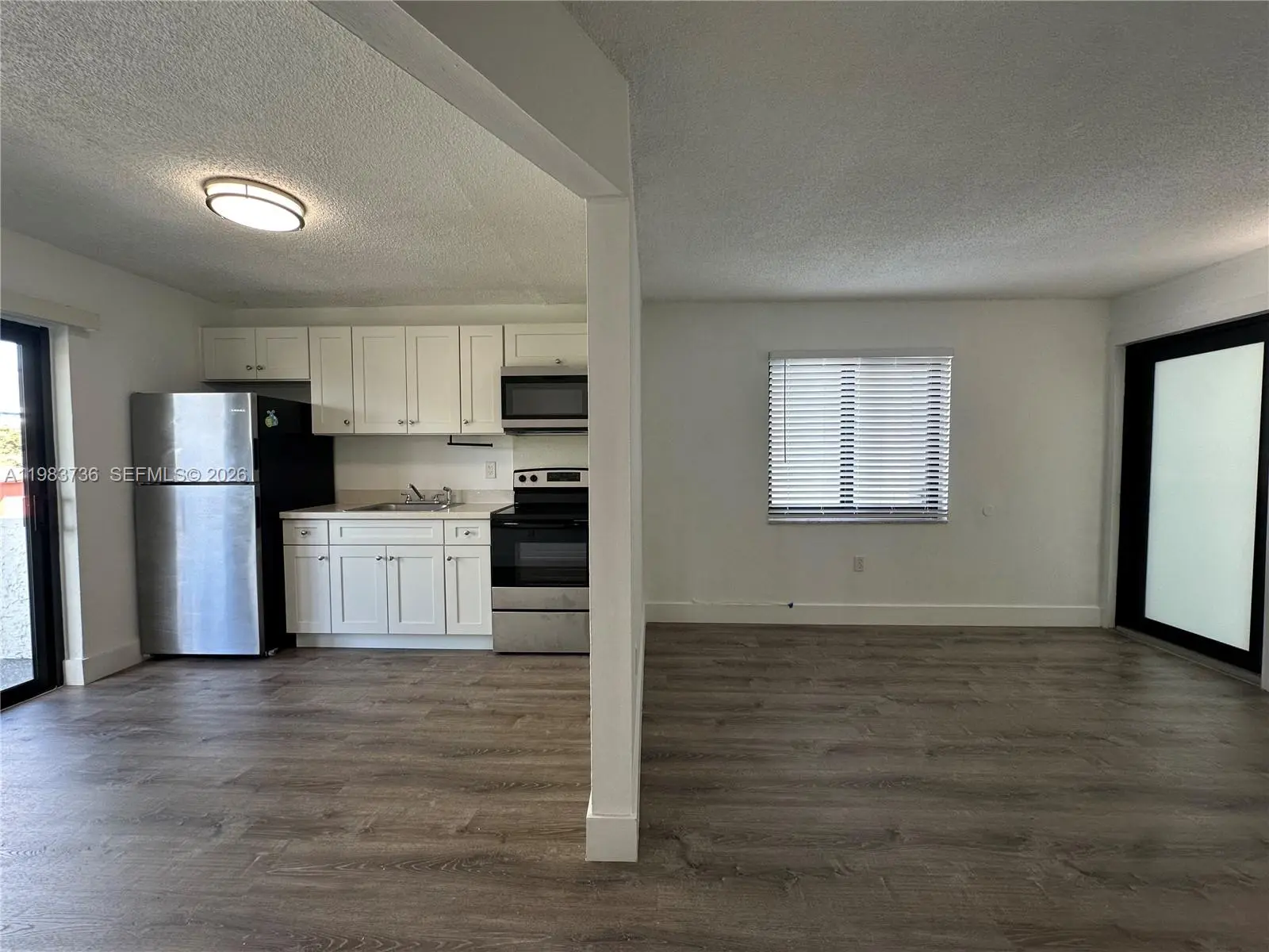 Photo of Listing #A11983736