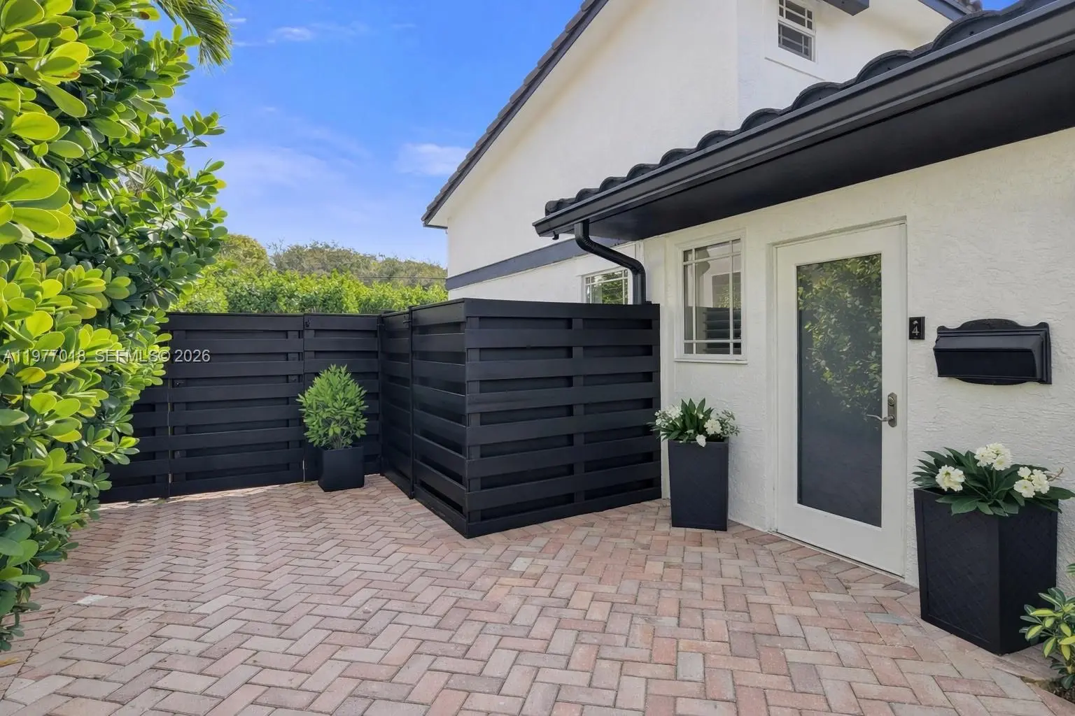 Photo of Listing #A11977018