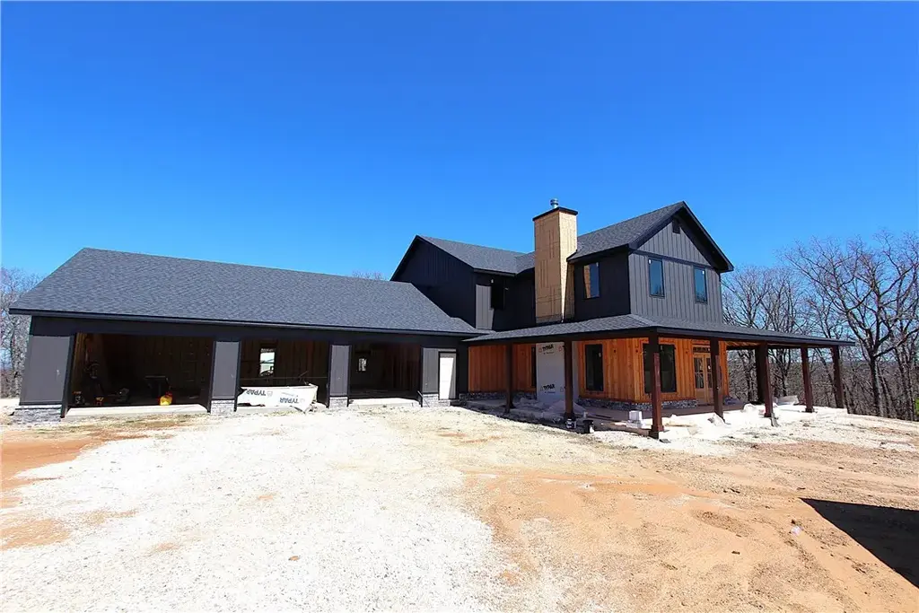 17110 Malico Mountain Road, West Fork