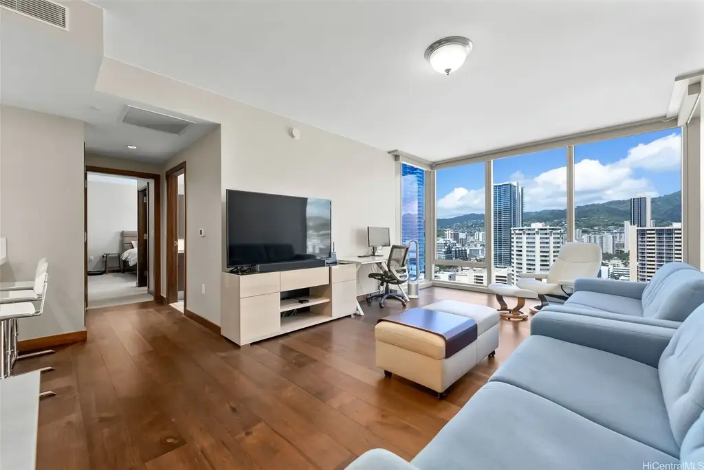 1555 Kapiolani Boulevard # 1615, Honolulu