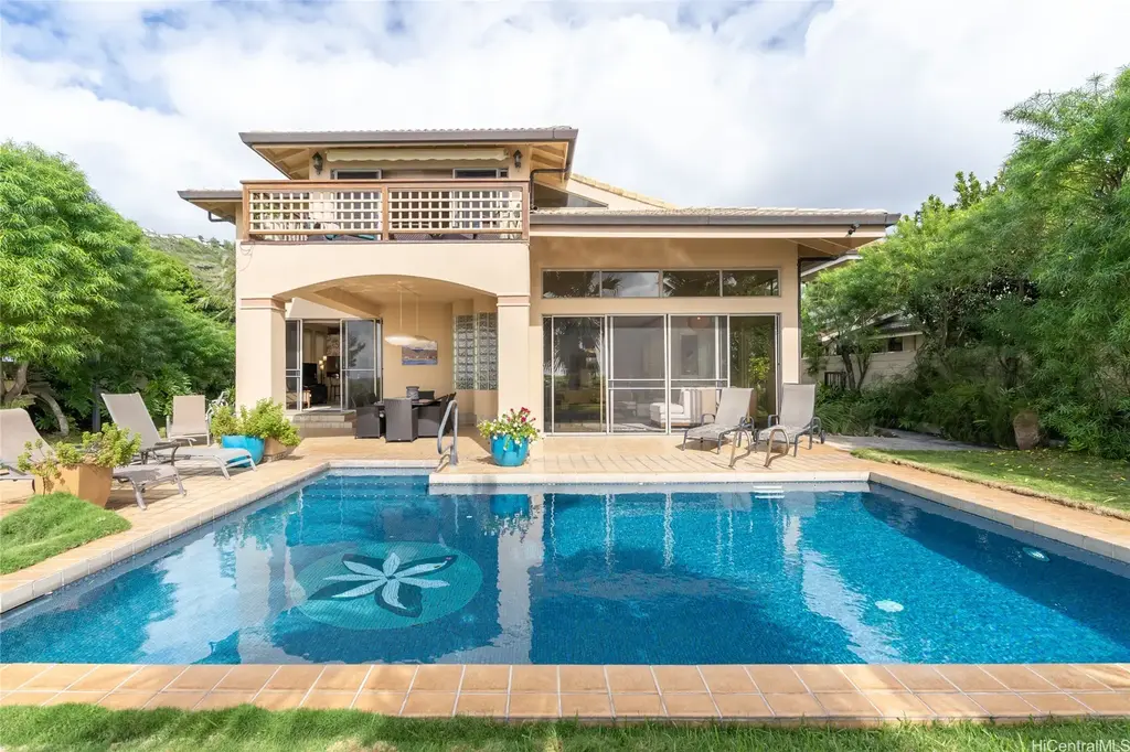 5577 Kalanianaole Highway, Honolulu