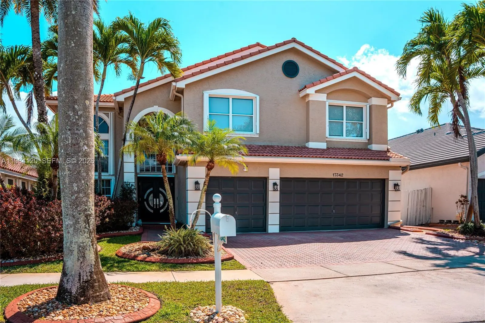 Photo of Listing #A11984120