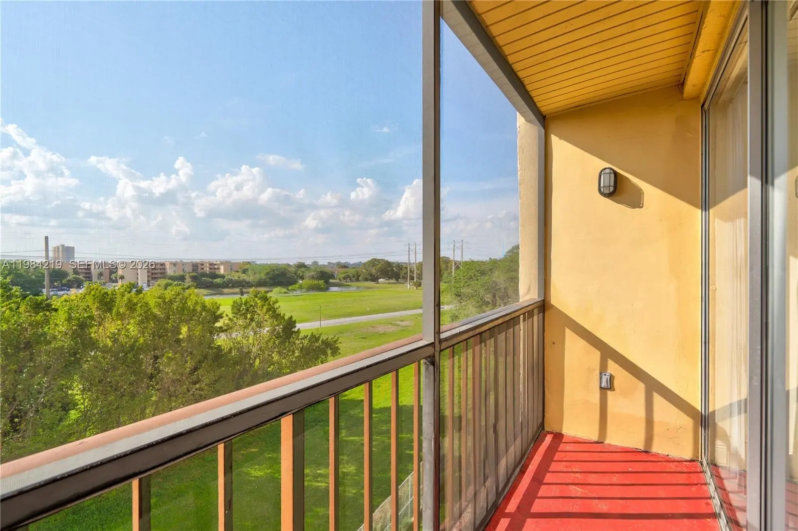 Photo of Listing #A11984219