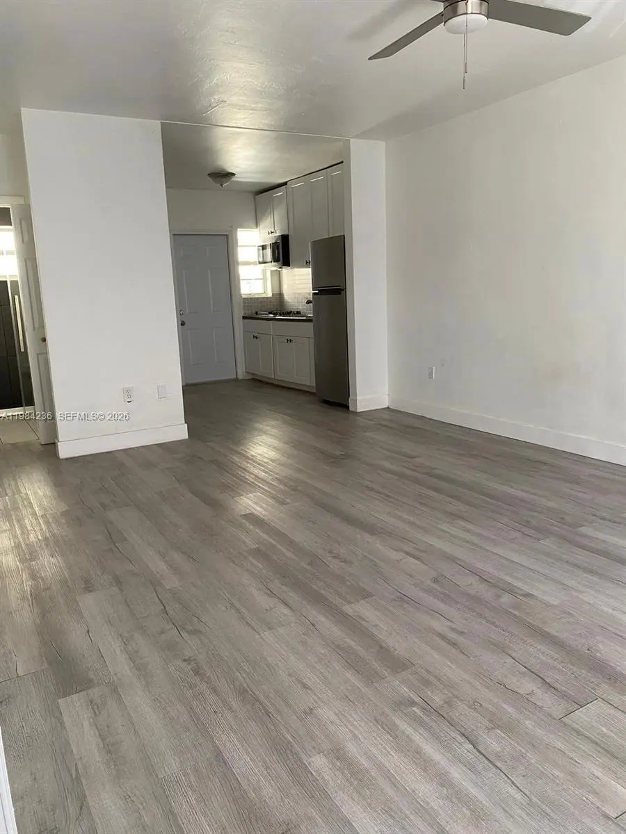 Photo of Listing #A11984236