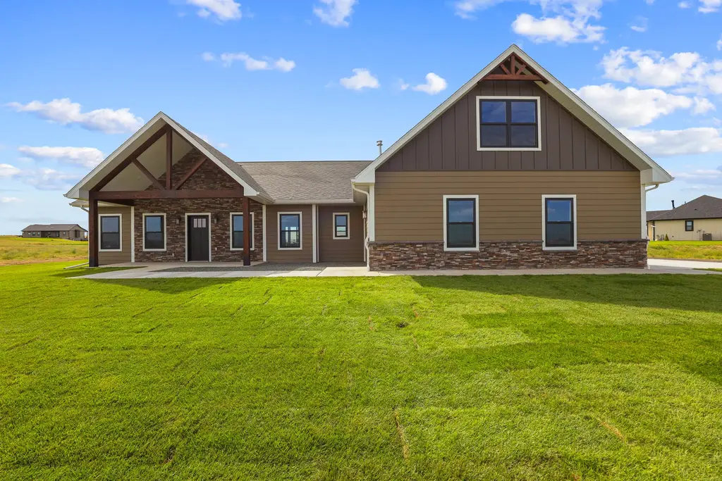 40 Platinum Lane, Great Falls