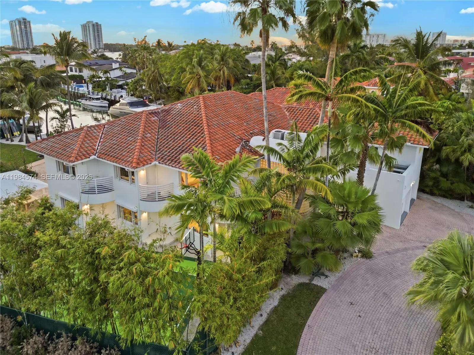 Photo of Listing #A11984574