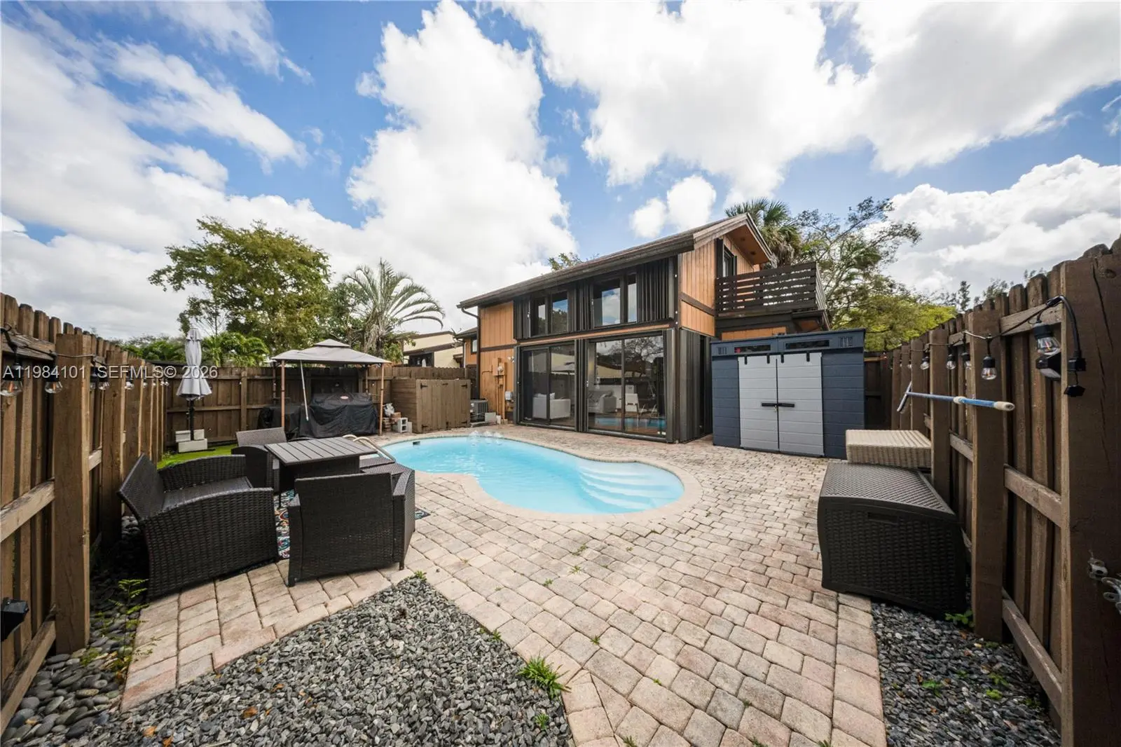 Photo of Listing #A11984101