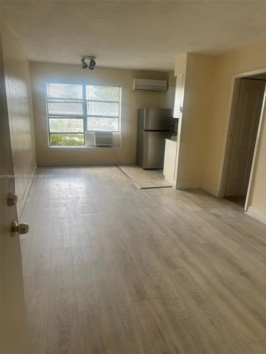 Photo of Listing #A11984718