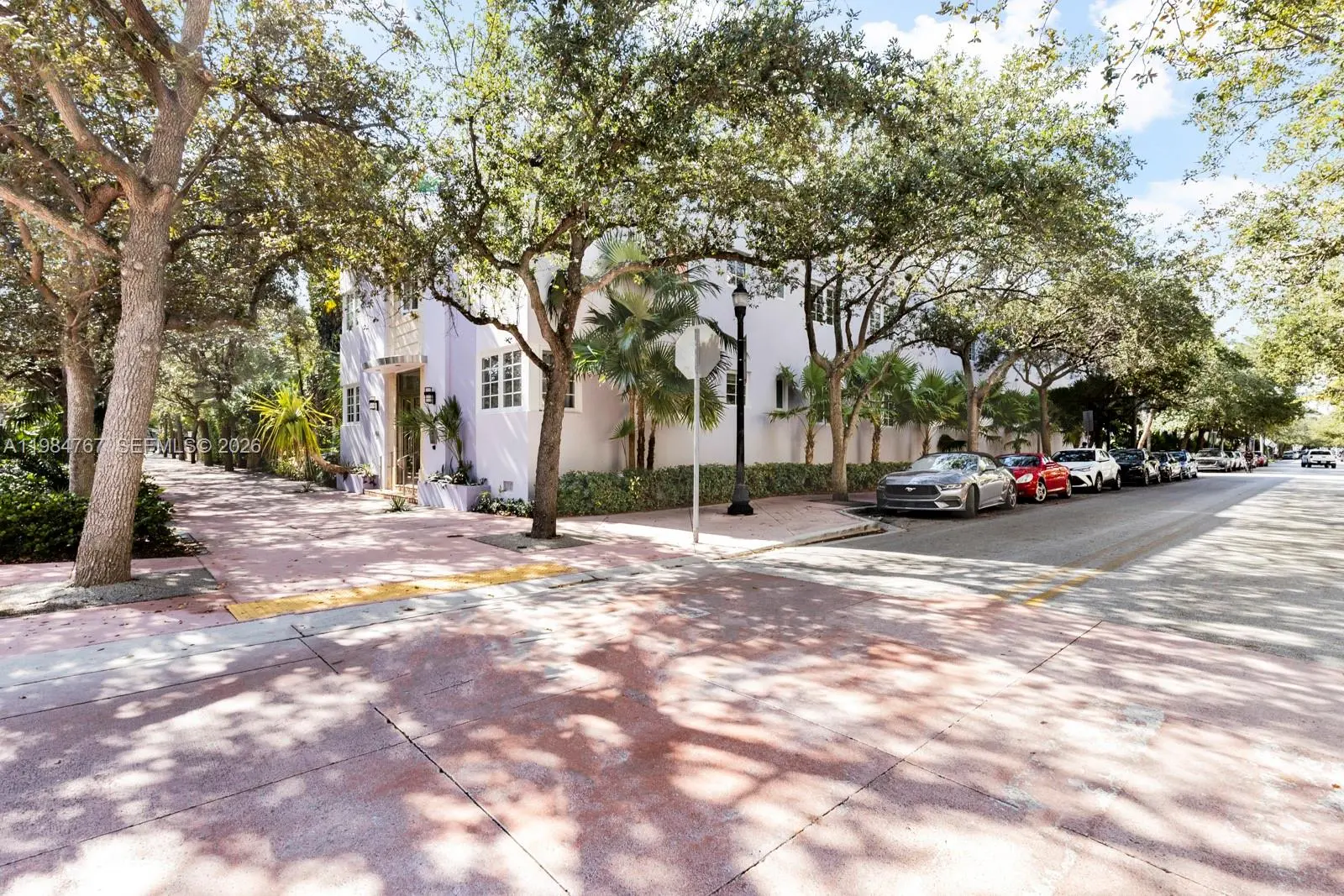 Photo of Listing #A11984767