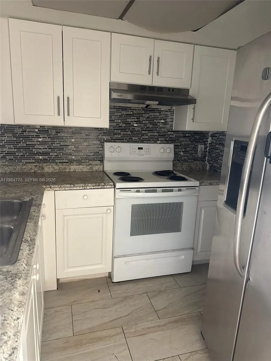 Photo of Listing #A11984775