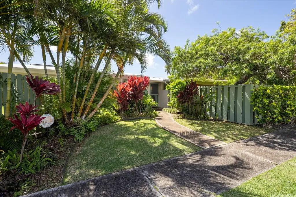 5645 Kawaikui Street, Honolulu