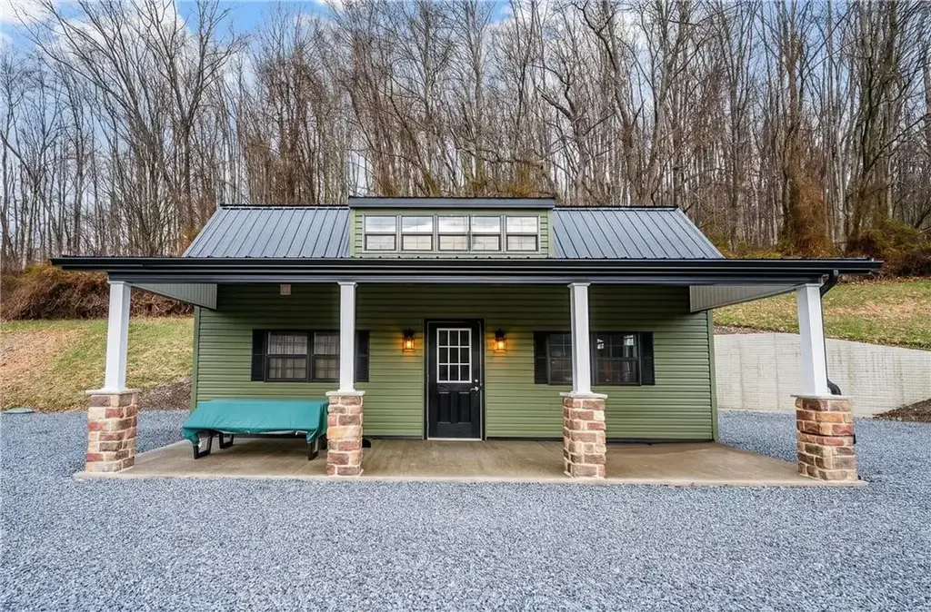 143 Chimney Ridge Road, Other