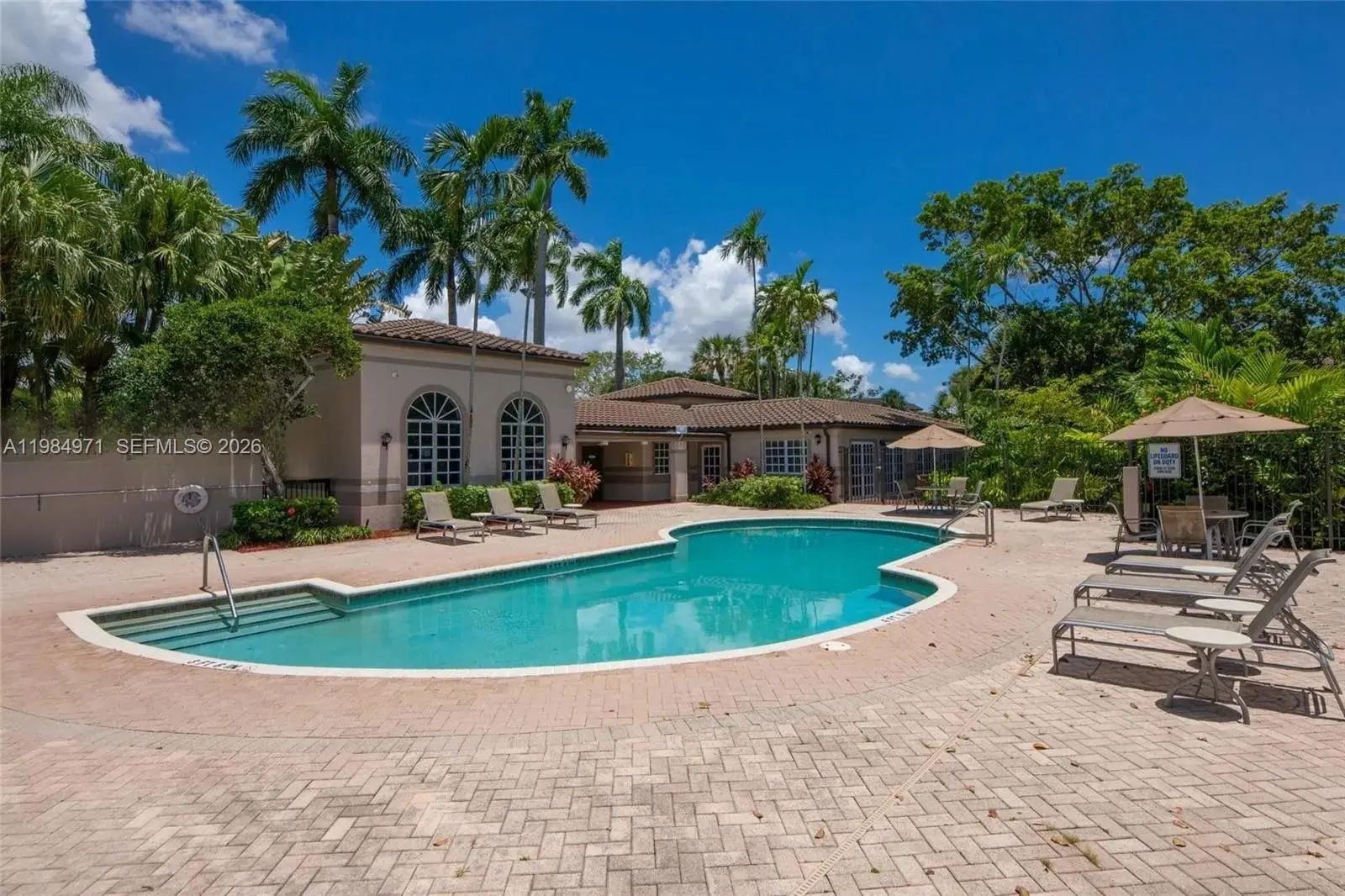 Photo of Listing #A11984971