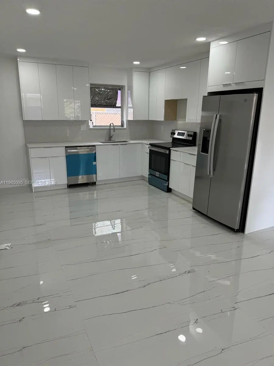 Photo of Listing #A11985005