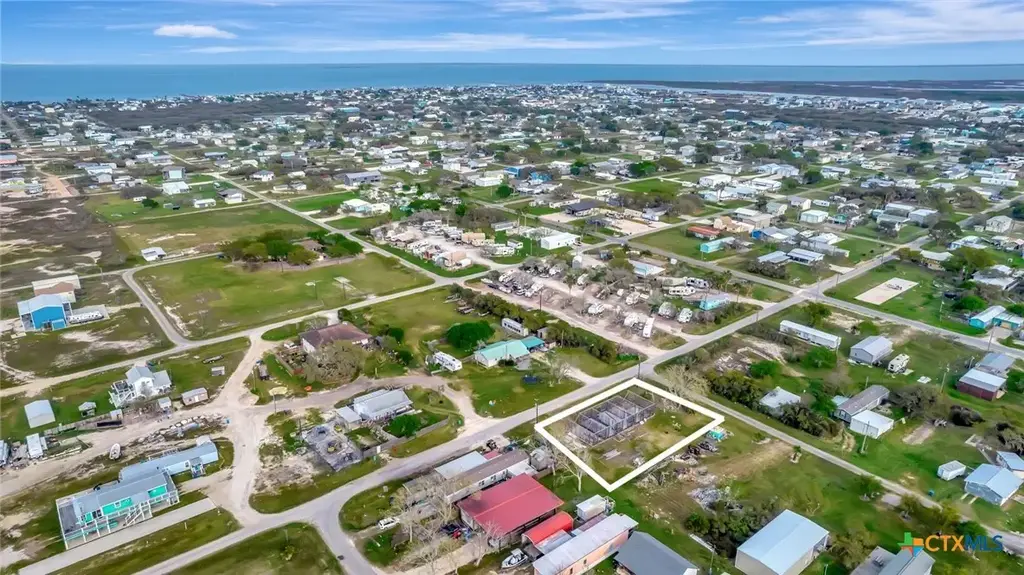 814 N 15th Street, Port O'Connor
