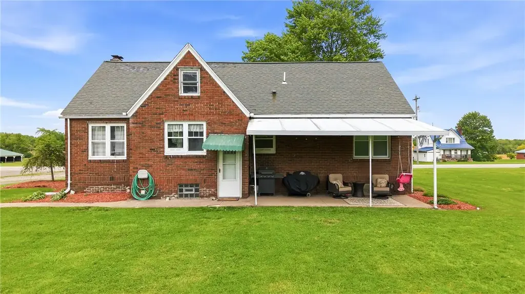 7376 Sharon Mercer Road , Lackawannock