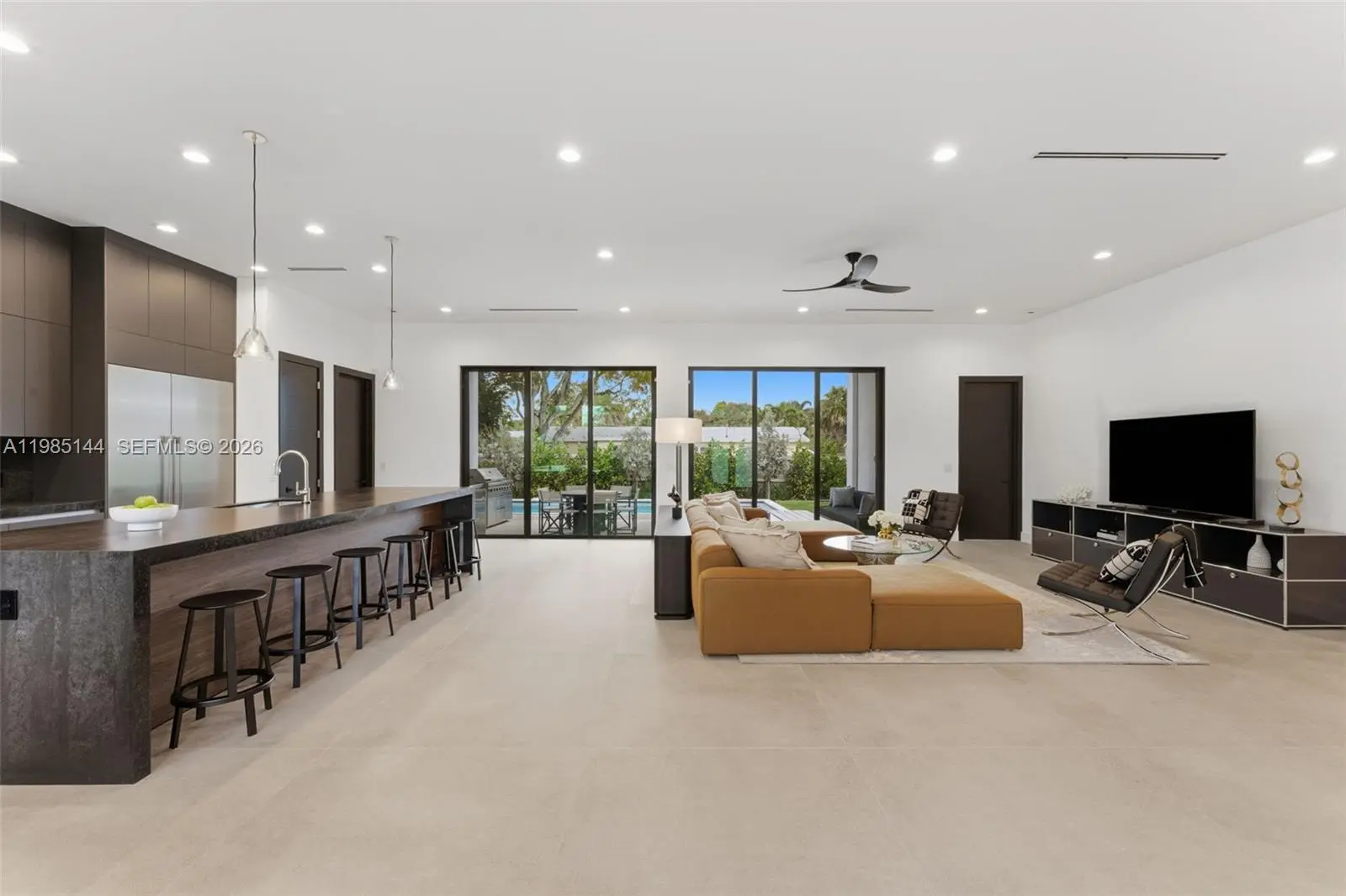 Photo of Listing #A11985144