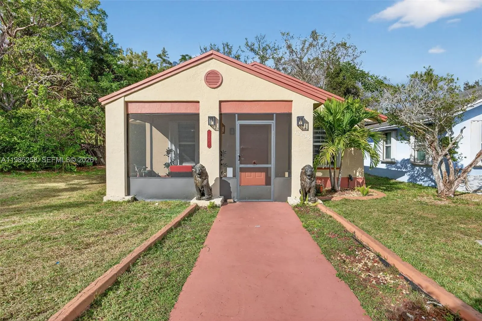 Photo of Listing #A11985258