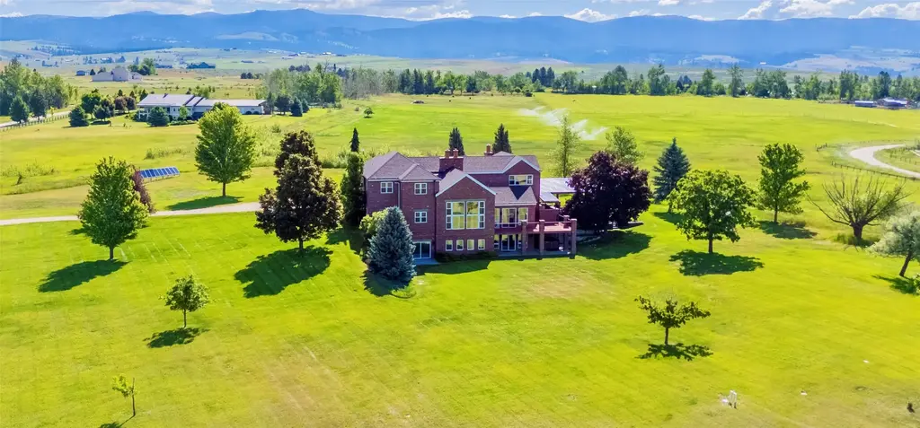 444 Windwalker Trail, Stevensville