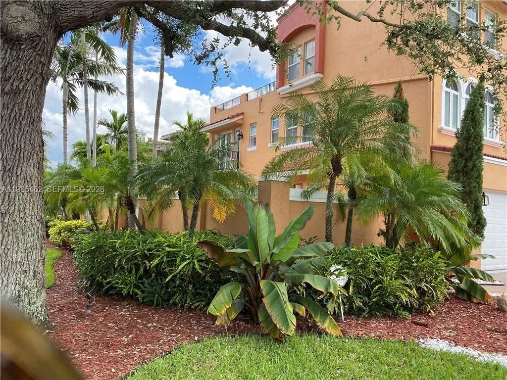 Photo of Listing #A11985462