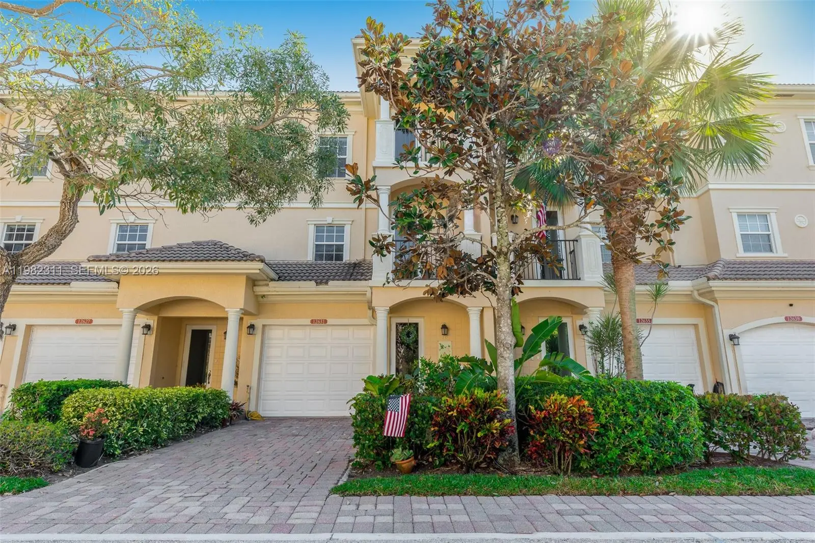 Photo of Listing #A11982311