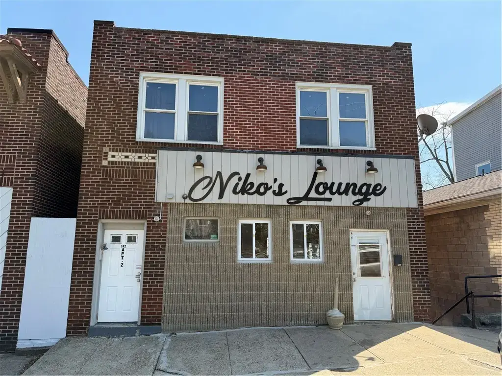 342 Center Avenue, West View