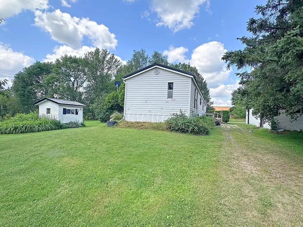N4530 High St, Catawba