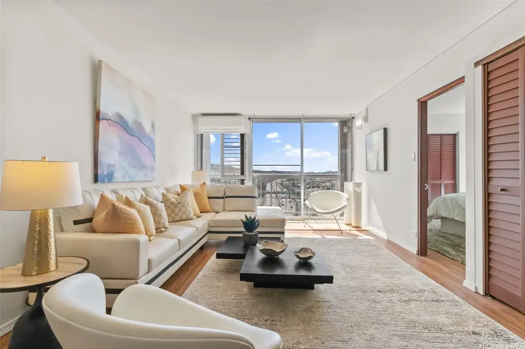 1320 Alexander Street # 901, Honolulu