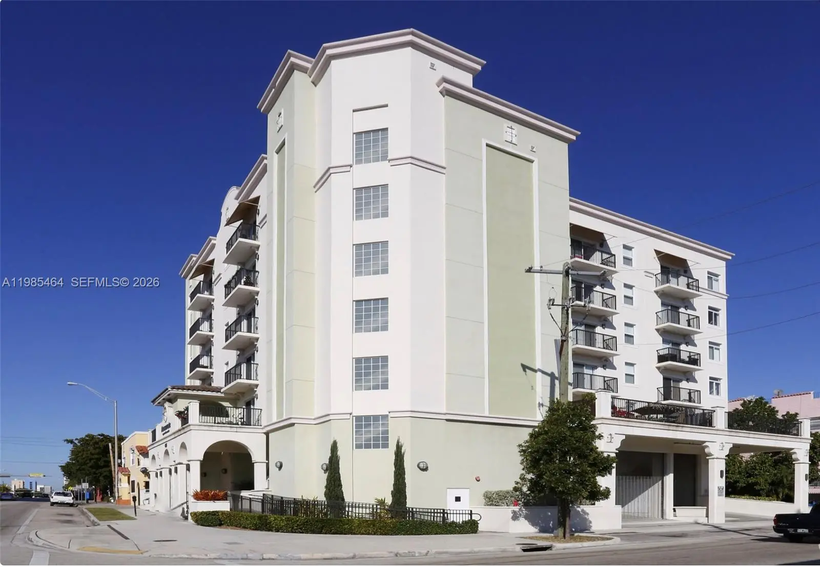 Photo of Listing #A11985464