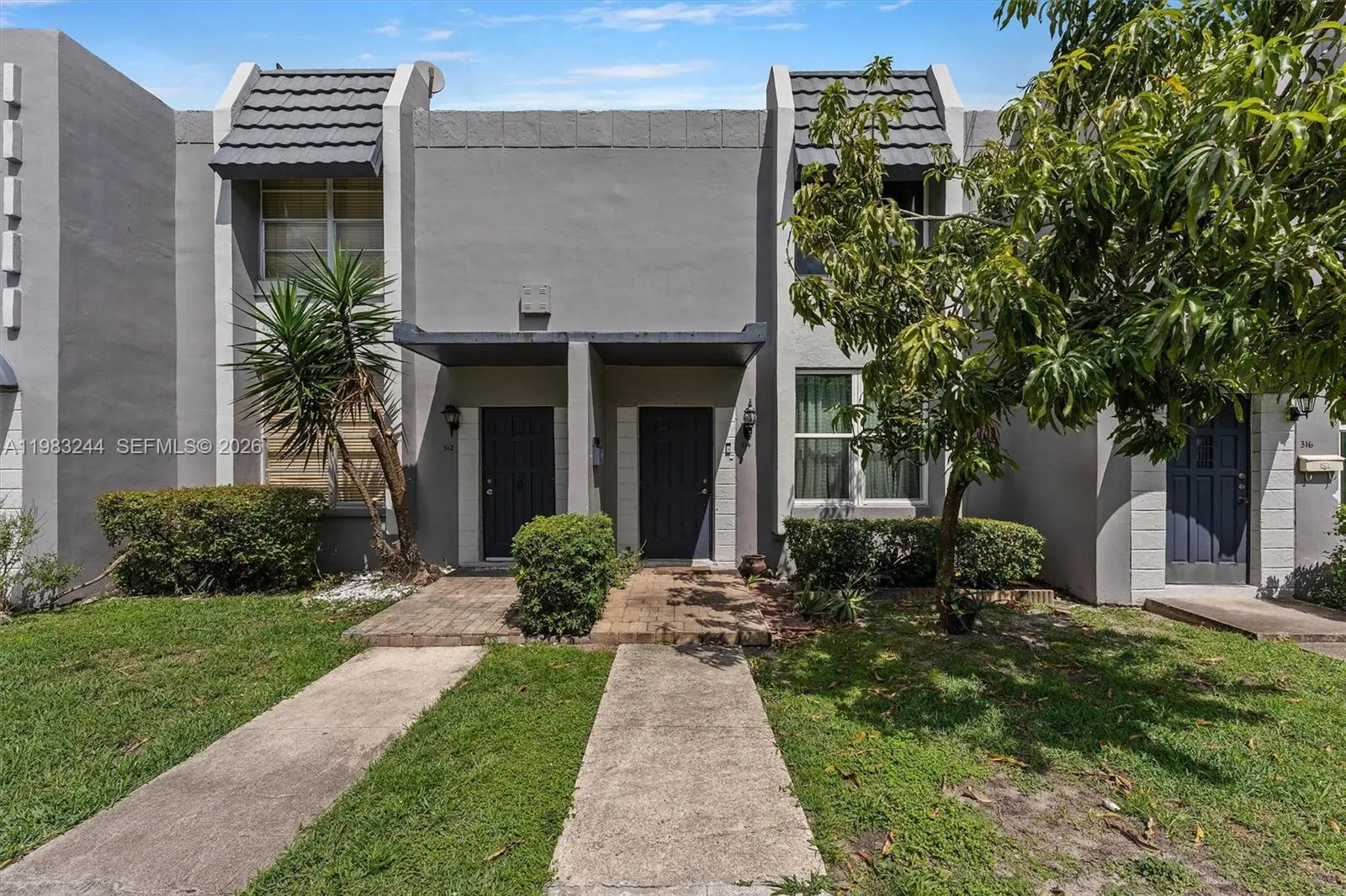 Photo of Listing #A11983244