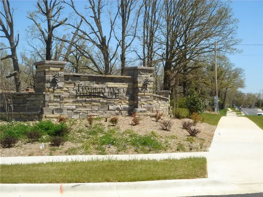 N Waterside Court, Fayetteville