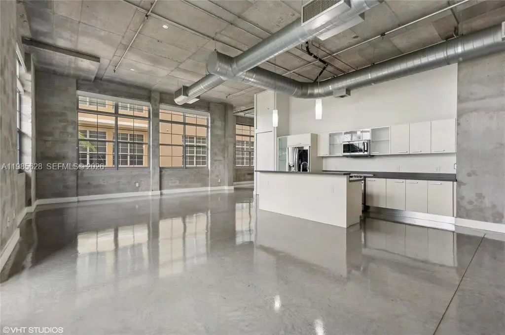 Photo of Listing #A11985628