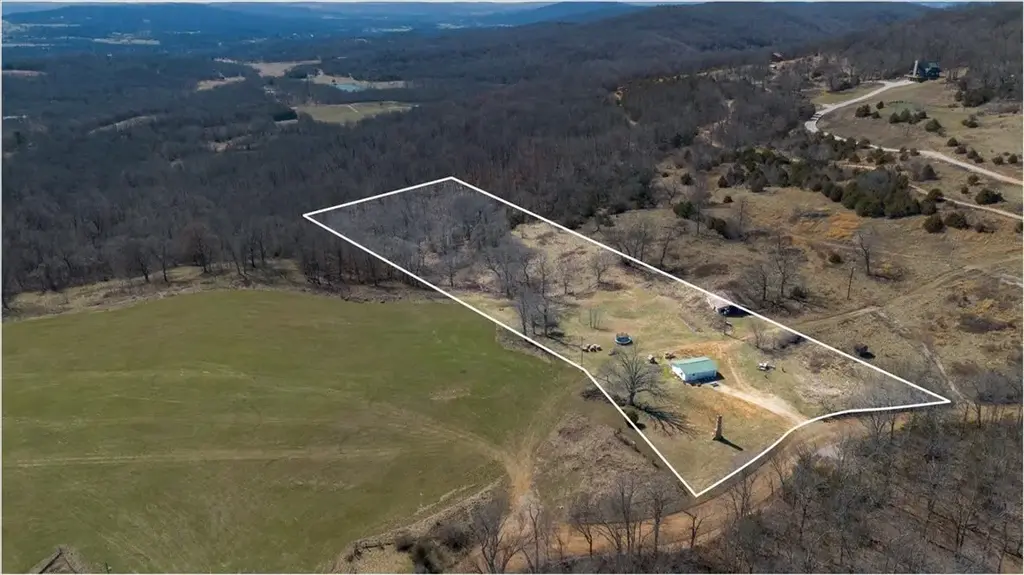 3641 Kessler Mountain Road, Fayetteville