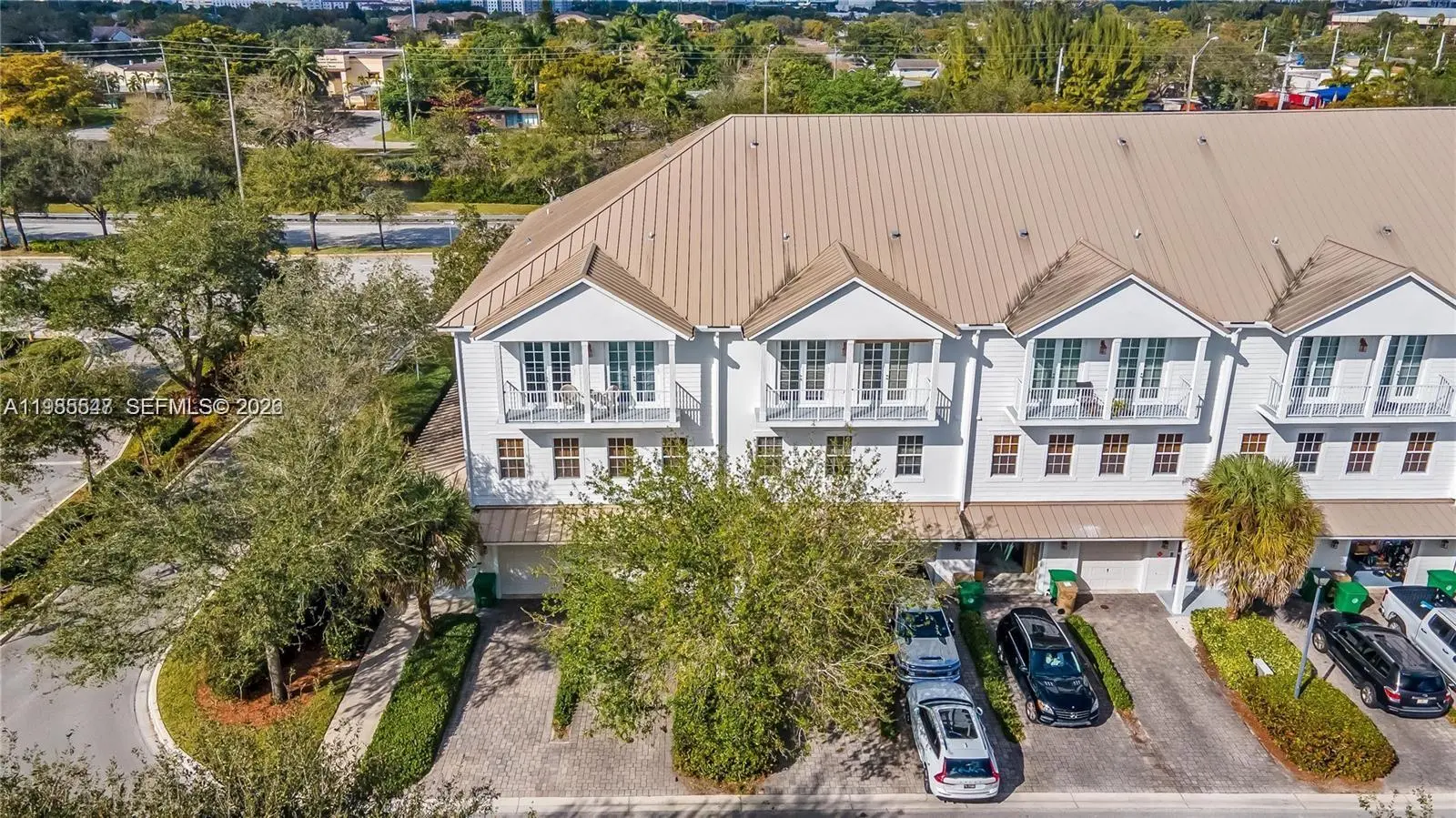 Photo of Listing #A11985547