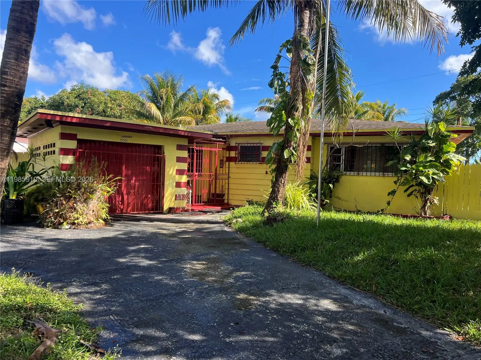 Photo of Listing #A11985910