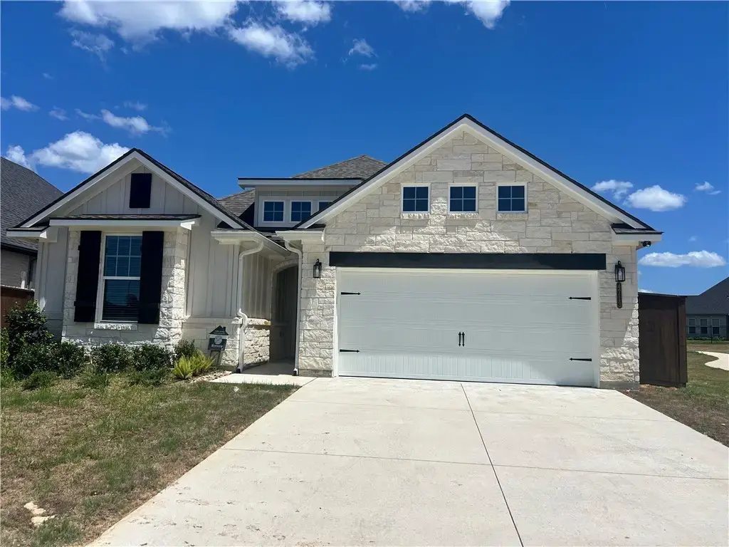 4713 Coral River Road, College Station
