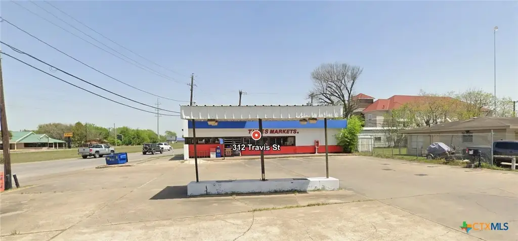 312 Travis Street, Port Lavaca